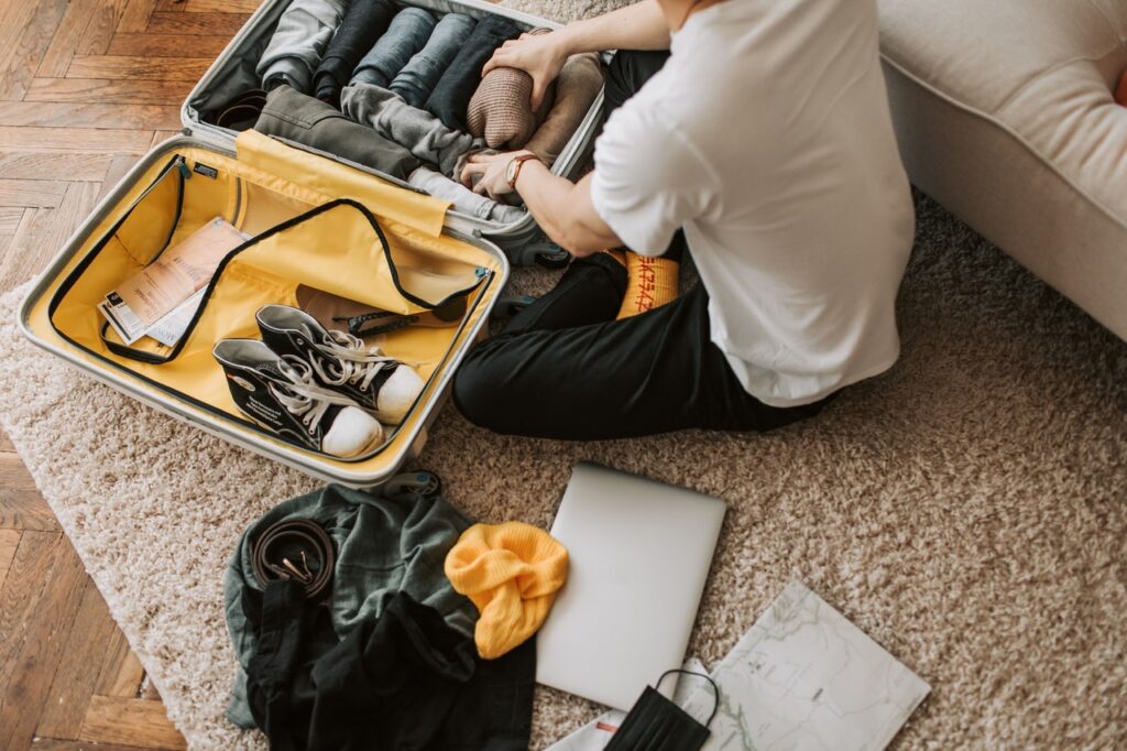 Deze kleding neem je als man zeker mee op vakantie