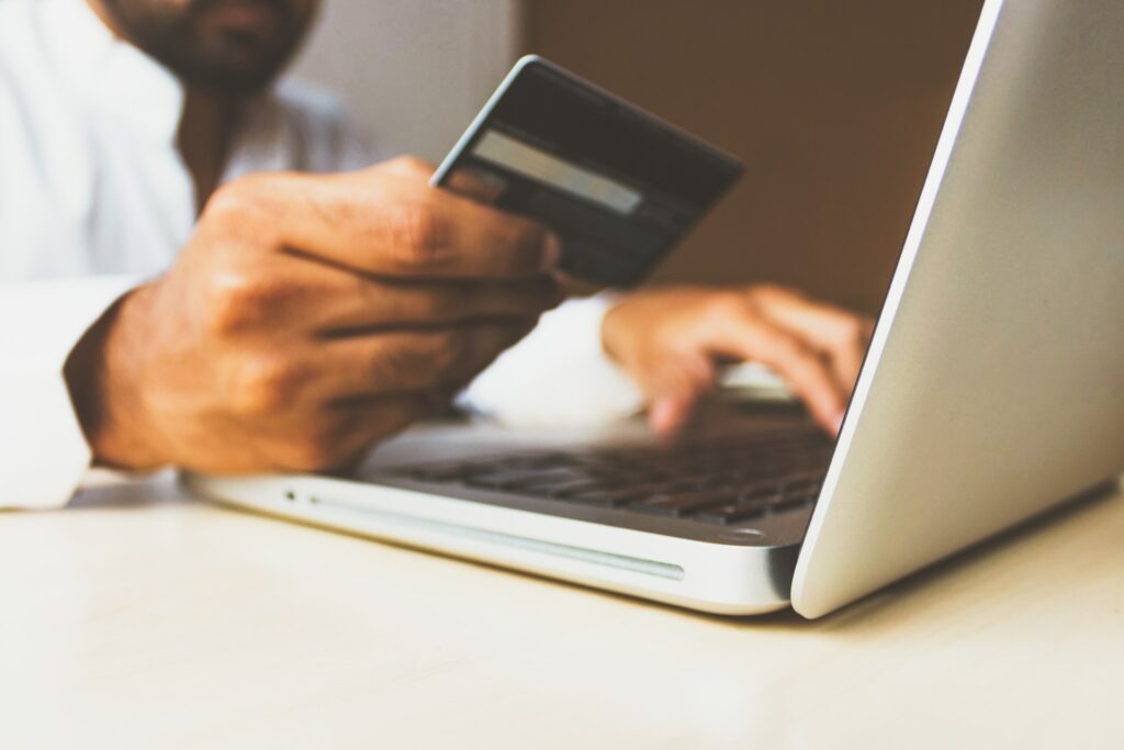 Betaal eenvoudig en snel in Nederlandse webshops