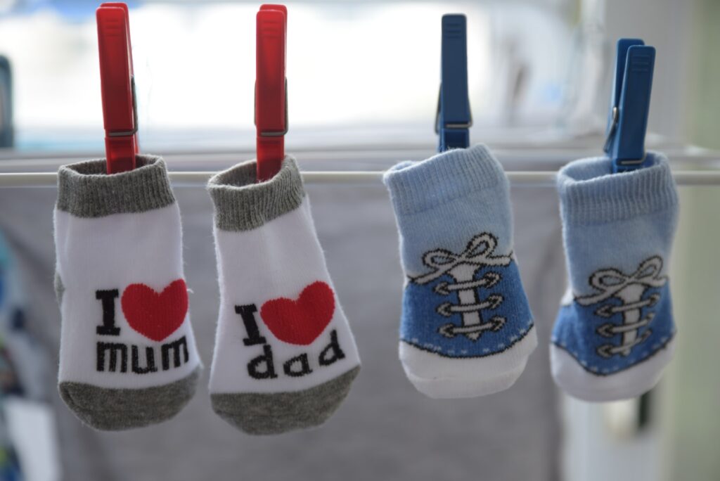 Hoe je de voeten van je baby warm kunt houden: wat ouders moeten weten