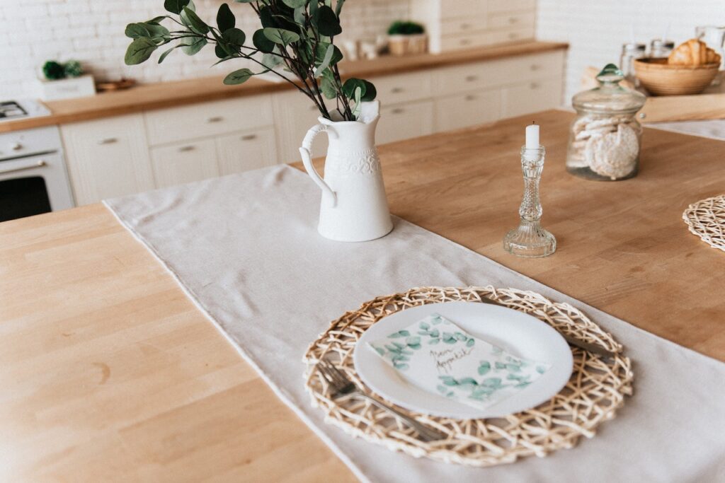Lees hier waar je op moet letten bij het uitzoeken van een eettafel