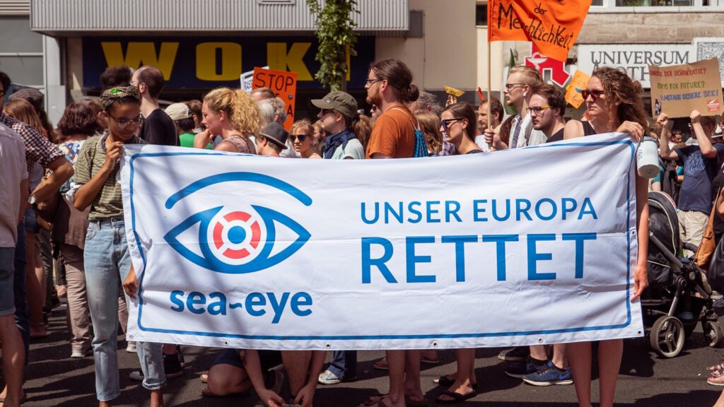 Wat de wet je geeft bij een online bestelling en waar het winkelbeleid begint