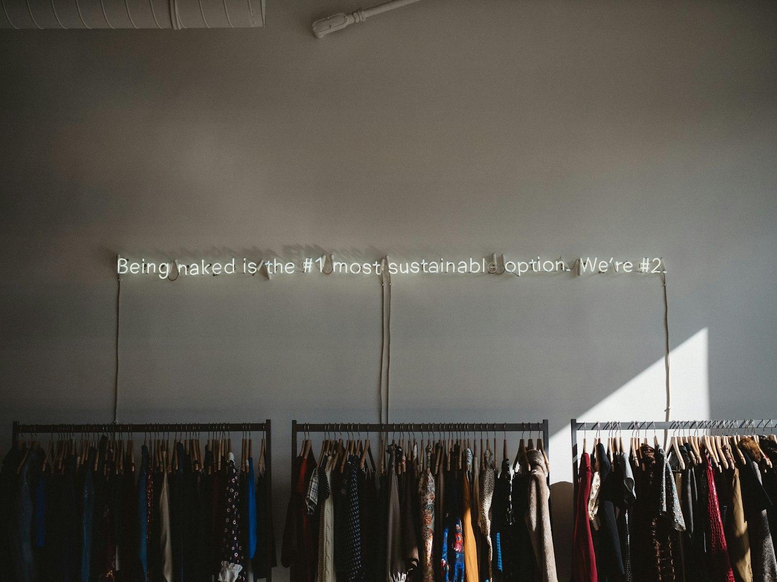 WE Fashion retourneren kost 2,99 euro via een pakketpunt en niets in de winkel