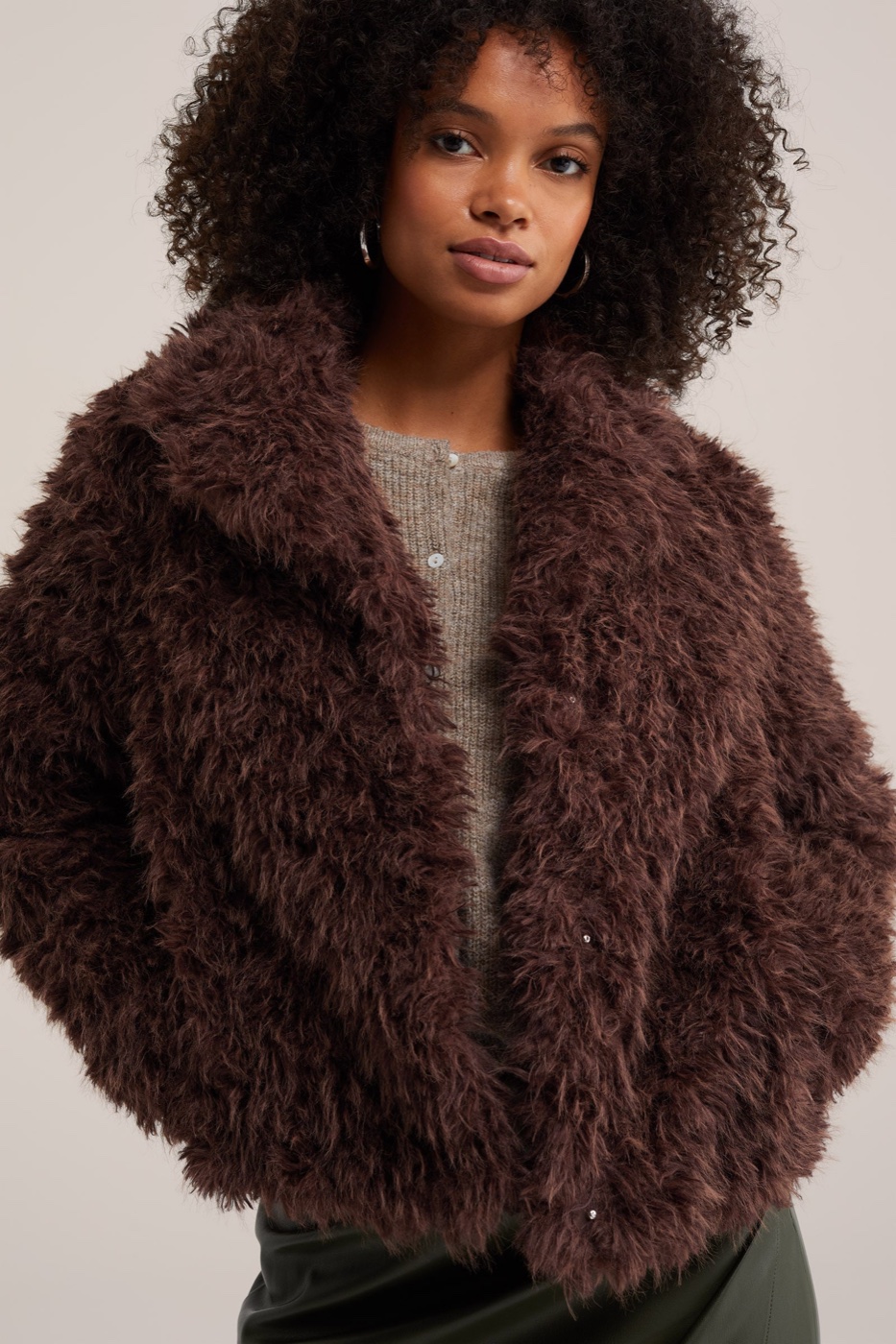 Productfoto van jas van imitatiebont